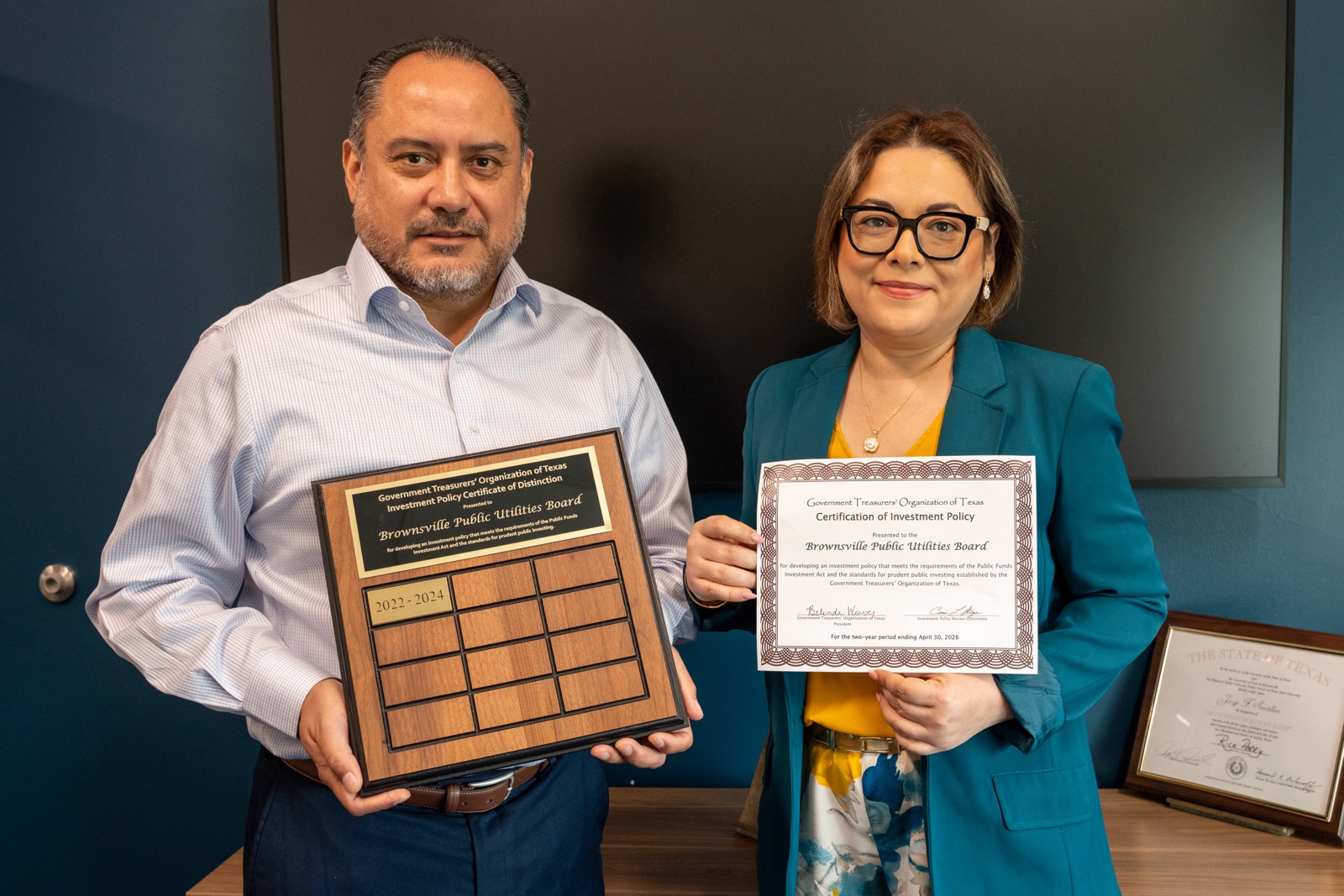 Pictured from left to right: Jorge Santillan, Treasury and Accounting Manager and Mirian Camacho, Treasury Administrator.